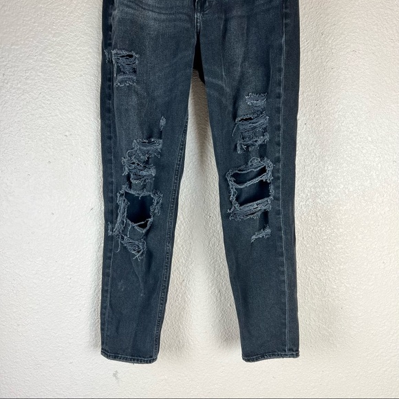 American Eagle Distressed Black Mom Jeans 2 - Picture 3 of 12
